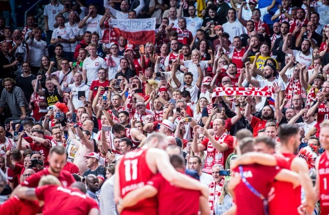 創造冷門！波蘭淘汰斯洛維尼亞，自1971年以來首次進入歐錦賽四強