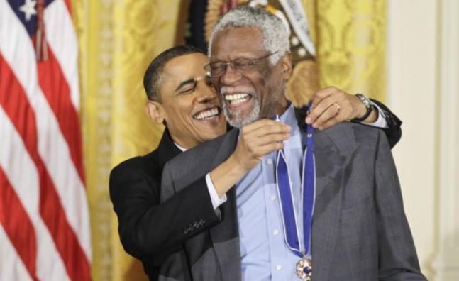 【影片】Obama再次祝賀Bill Russell：他很高大，但他的成就和品格讓他更顯偉岸！