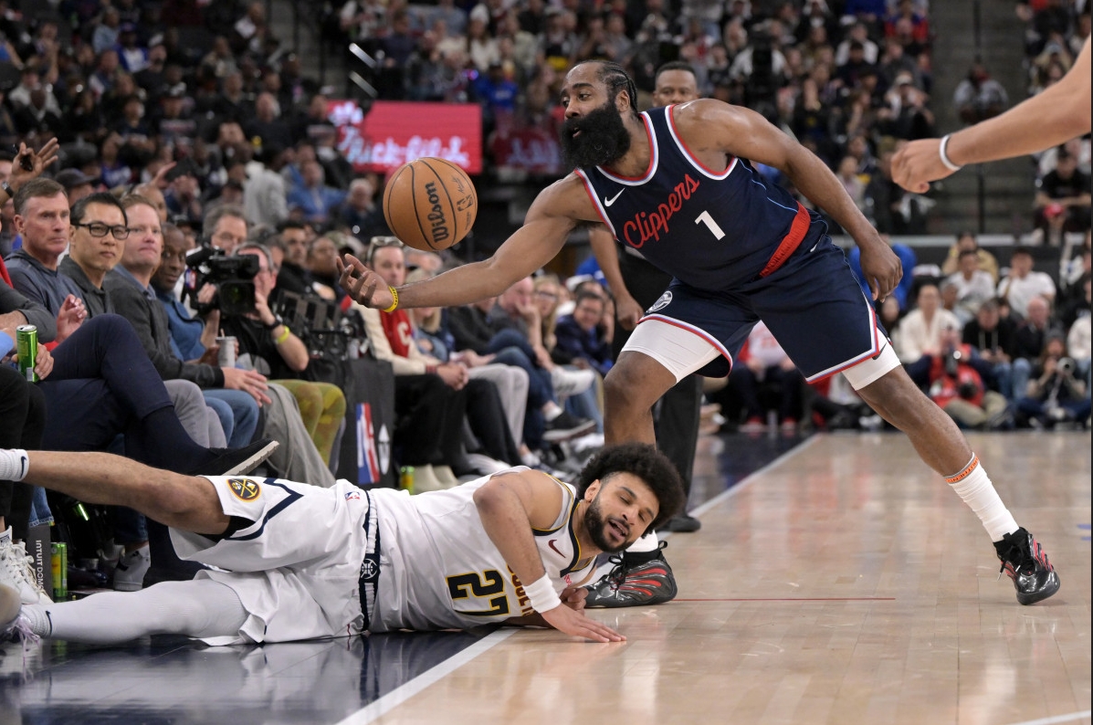 NBA / 哈登天王山拉胯引熱議：遭現場球迷狂噴「垃圾」， 生涯G6僅3勝瀕臨出局